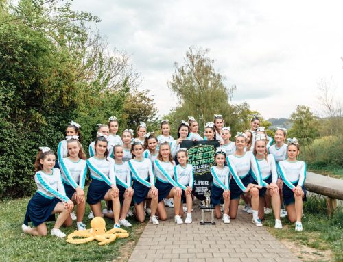 Sparkling Waves feiern Erfolg bei den Spring Cheer Masters